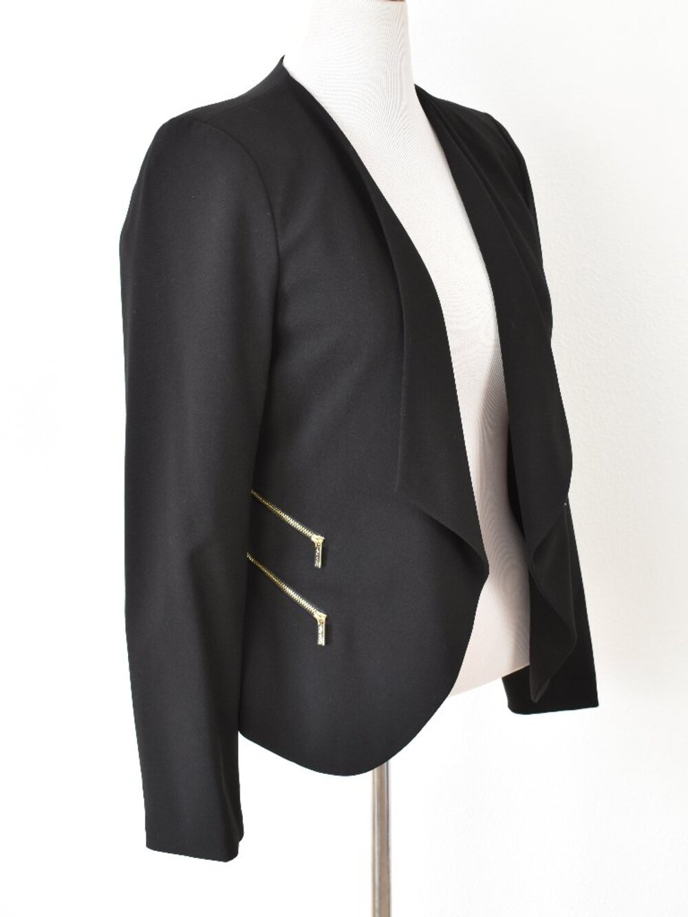 Calvin Klein Open Front Blazer Black with Zipper Detail - 12 - Picture 7 of 9